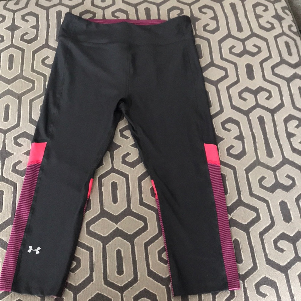 Under Armour Heatgear Compression Capri’s